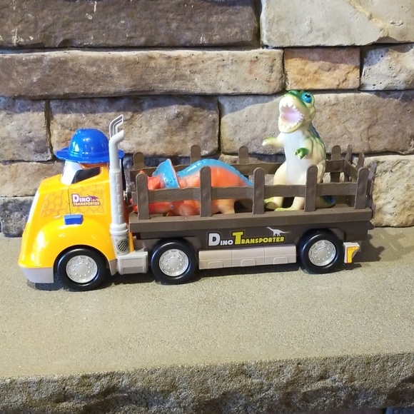 dino transporter truck